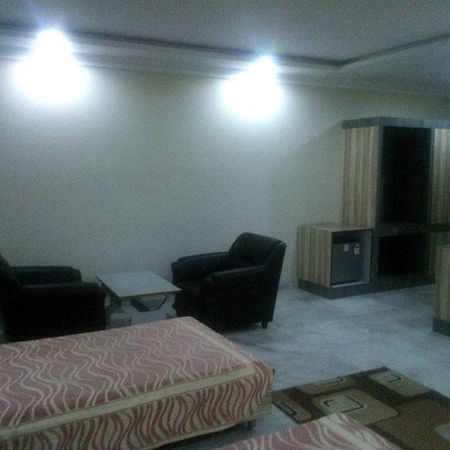 Golden Inn Kolkata Luaran gambar